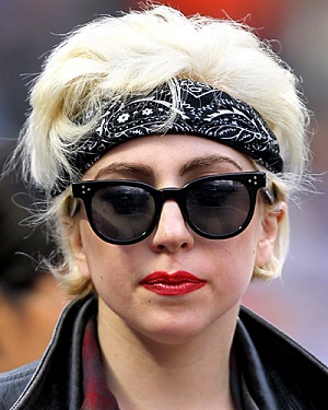 Lady Gaga hairstyle, June 2010