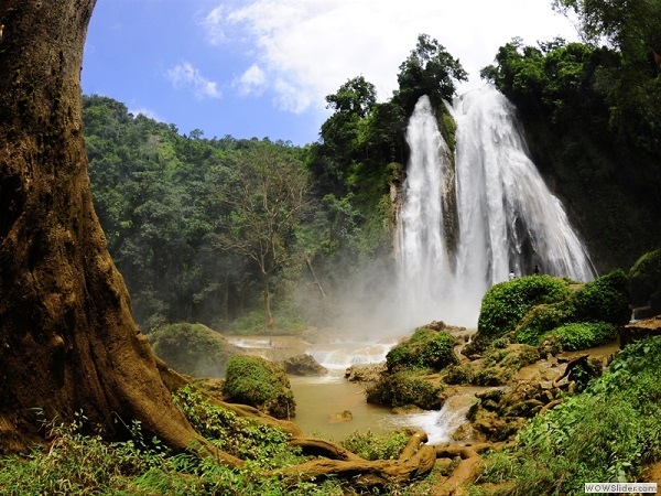 Ani Sa Khan waterfall, Pyin Oo, Iwin, Mandalay region, Myanmar photo