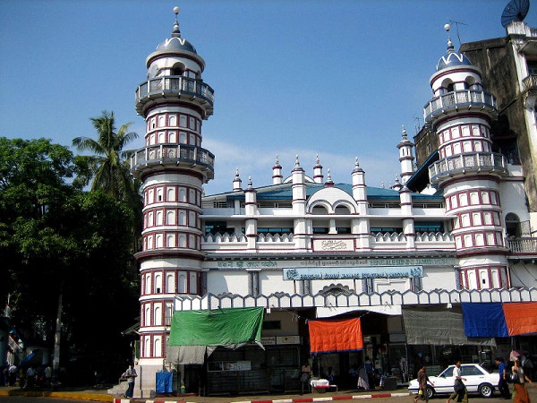 Bengali Sunni Jameh mosque, Yangon, Myanmar photo