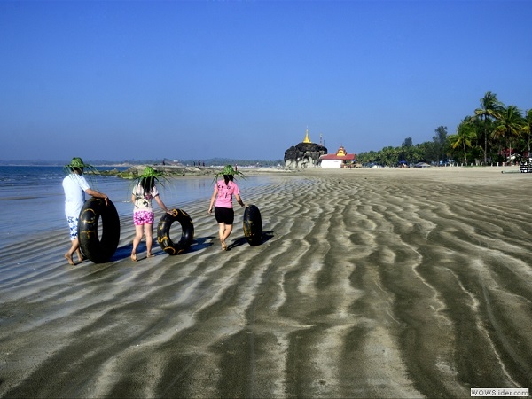 Chaungtha beach, Myanmar photo