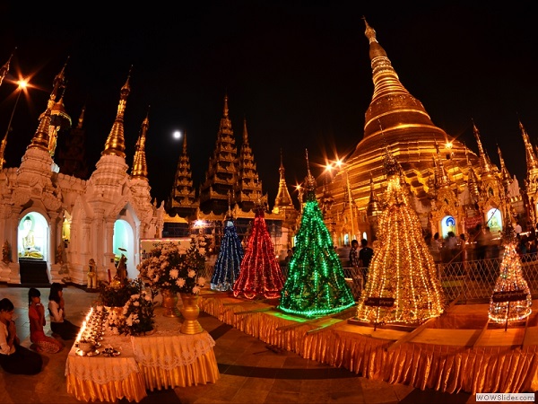 Festival of lights at Shwedagon pagoda, Yangon, Myanmar photo