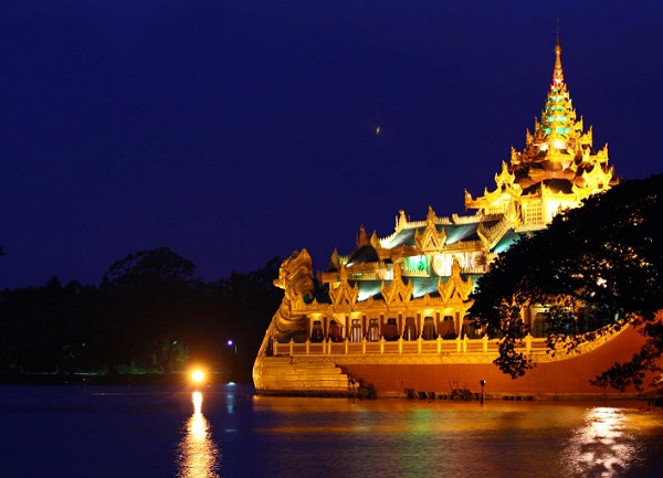 Karaweik palace, Yangon, Myanmar photo