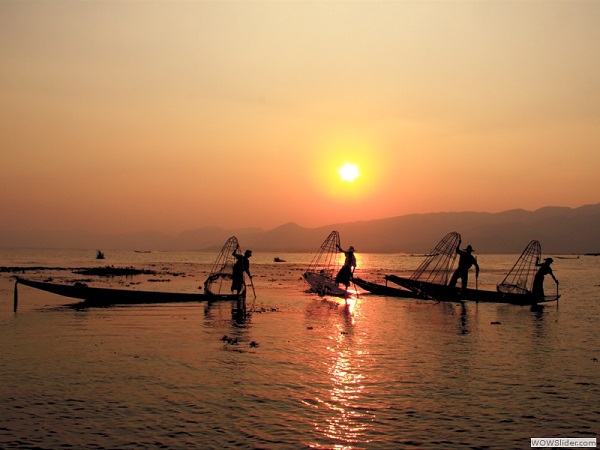 Morning fishing time, Inle (Inlay) lake, Myanmar photo