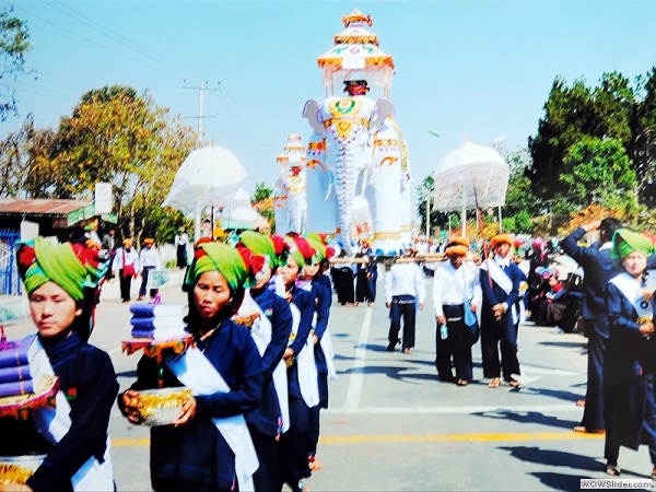 Pao people celebrating Kahtine pwe festival, Myanmar photo