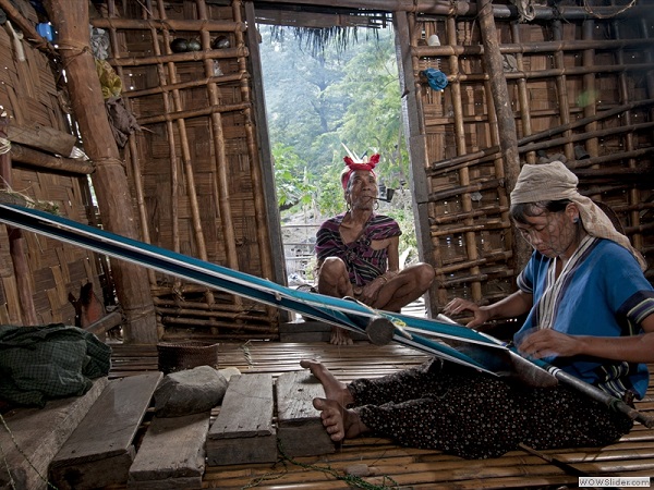 Traditional weaving of Kaya, Myanmar photo