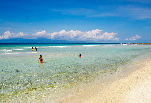 Malamawi island, Philippines photo