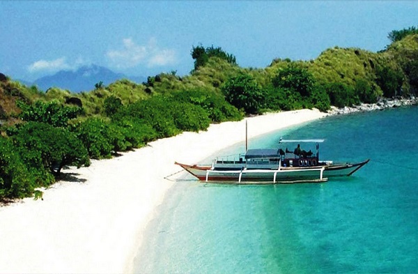 Sambawan island, Maripipi, Philippines photo
