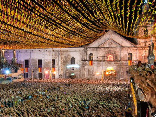 Santo Nino festival, Sinulog, Philippines photo